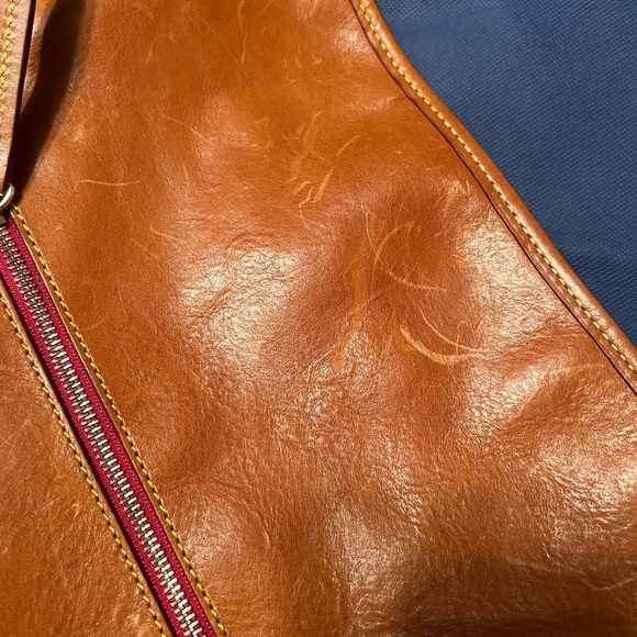 Dooney and Bourke Leather Purse - Picture 8 of 9